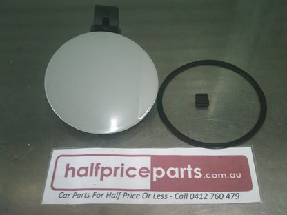 Holden VY/VZ/HSV Sedan Commodore Genuine Fuel Filler Flap Cover Assembly (Unpainted) New Part