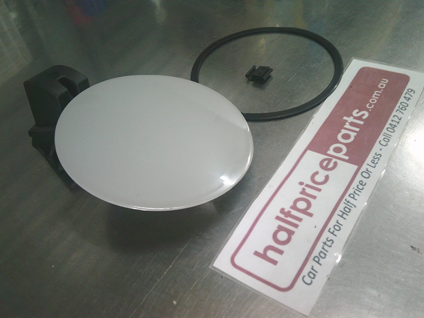 Holden VY/VZ/HSV Sedan Commodore Genuine Fuel Filler Flap Cover Assembly (Unpainted) New Part