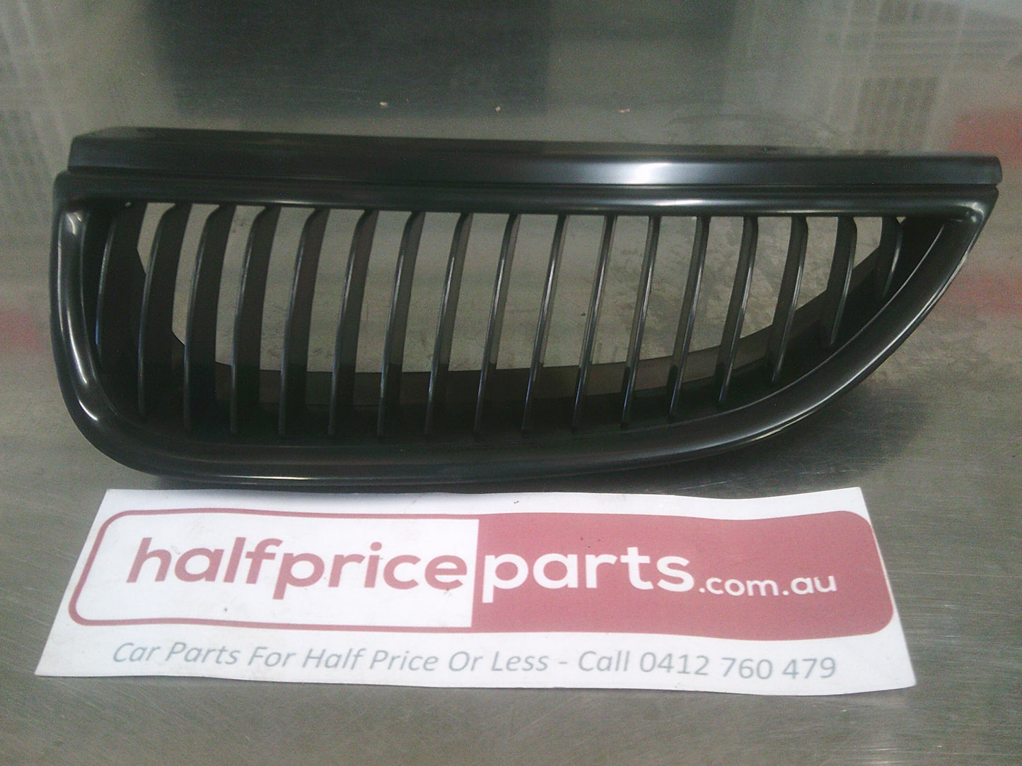 Holden VT/VX Commodore Genuine Front Grille Insert Left Hand New Part