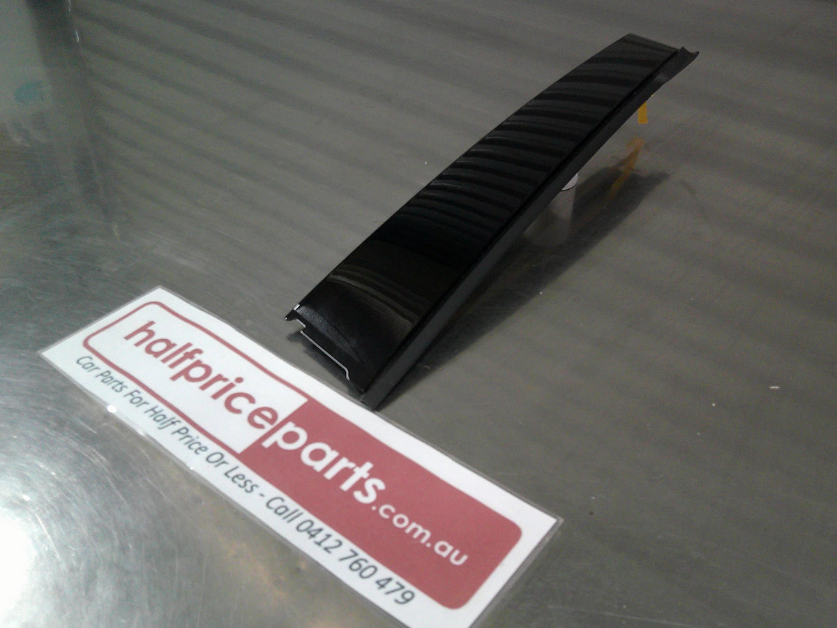 Lexus IS250/IS350/ISF/ Right Rear Door Window Frame Moulding New Part