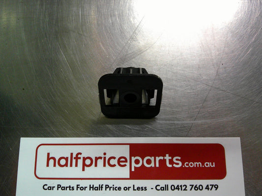 SAAB 9-3 Convertible Genuine Side Skirt Bush New Part