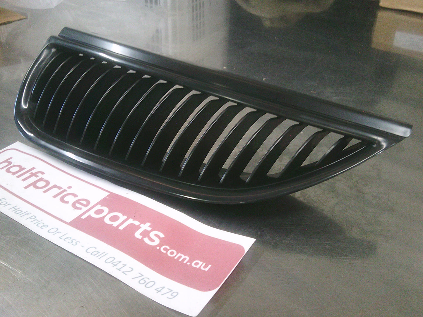 Holden VT/VX Commodore Genuine Front Grille Insert Left Hand New Part
