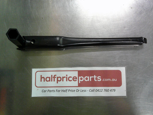Holden CG5 Captiva/BK/BL/PJ Astra/JH Cruze Genuine Jack Wheel Nut Handle New Part