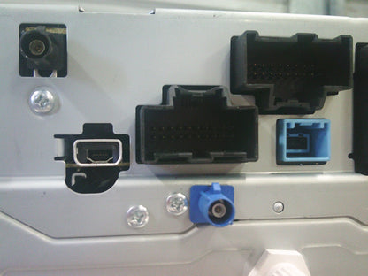 Holden VF Commodore/WN HSV Caprice Genuine Head Unit ASM With SAT NAV CD New Part