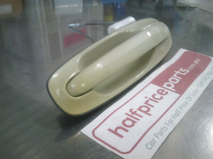 Daewoo Nibira/Lacetti Genuine Left Hand rear Door Handle (Unpainted) New Part