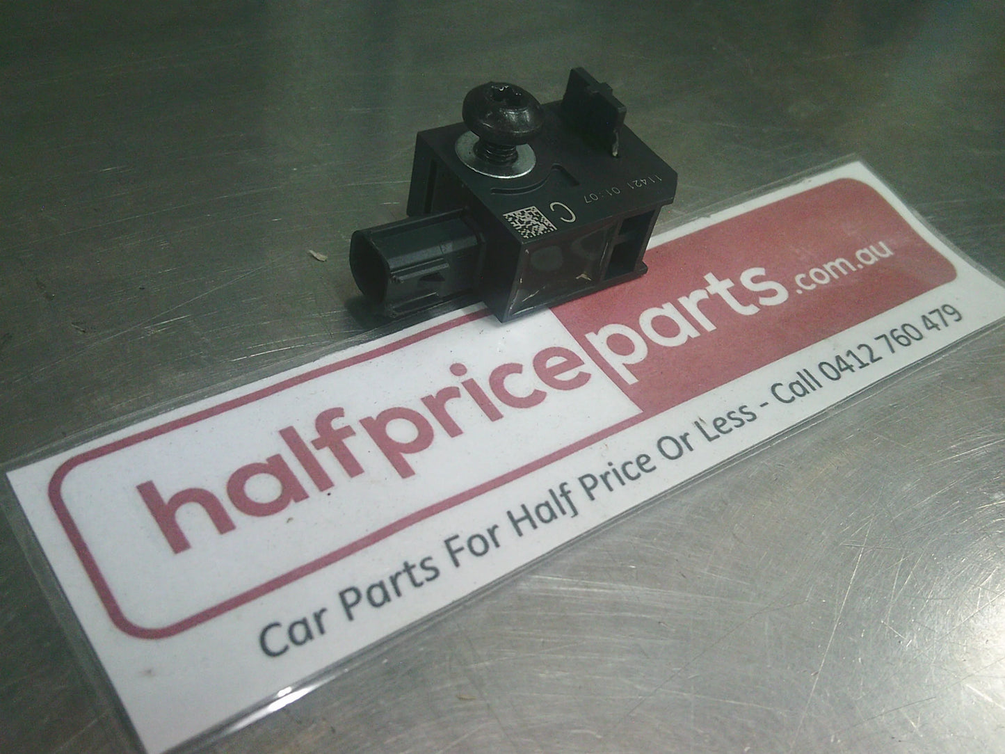 Holden RG Colorado Genuine Front End Airbag Discriminating Sensor Assembly New Part