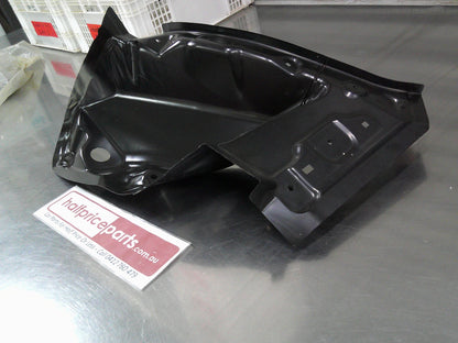 Holden CG5 Captiva Genuine Left Hand Rear Tail Light Panel New Part
