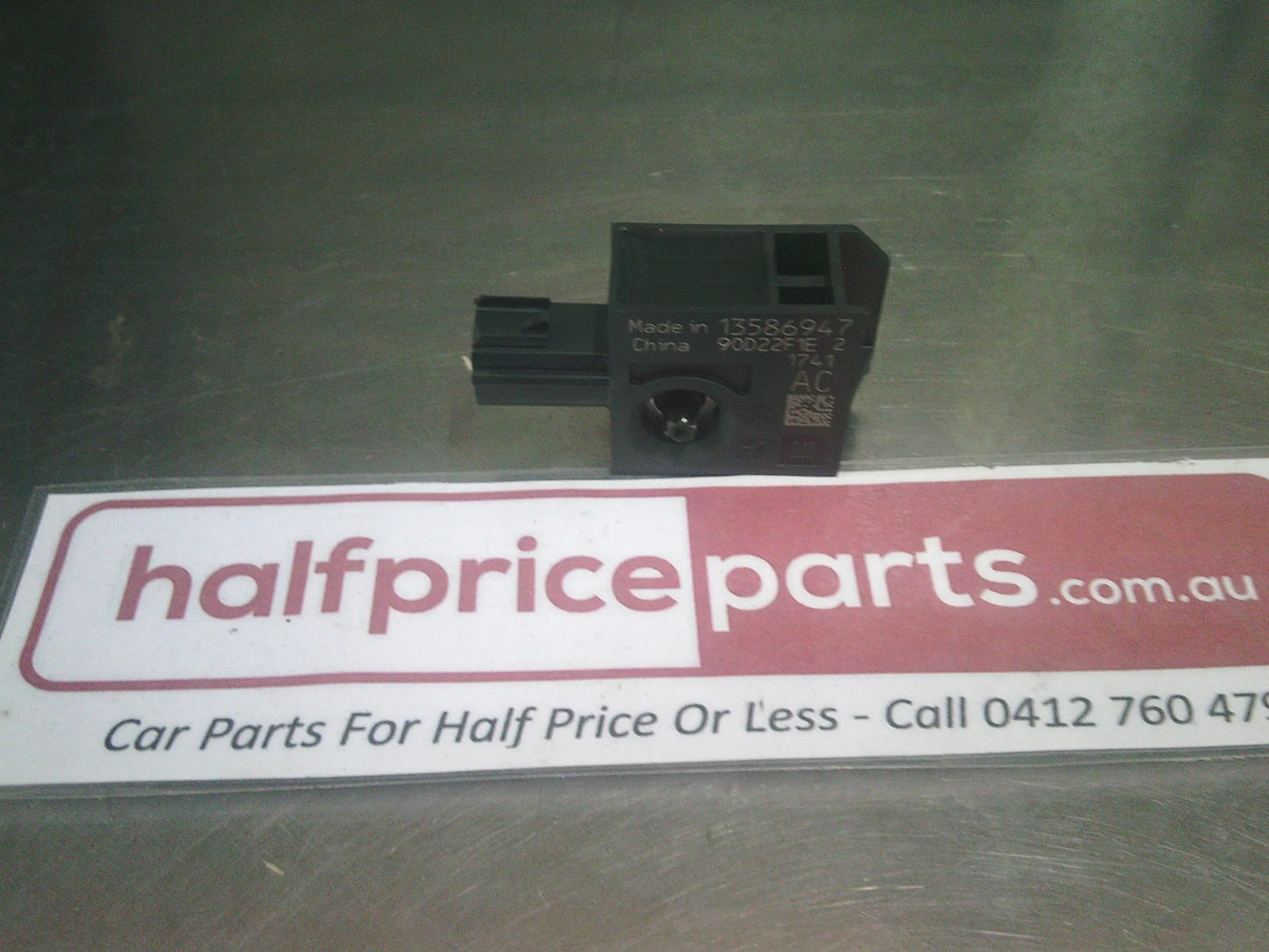 Holden RG Colorado Genuine Front End Airbag Discriminating Sensor Assembly New Part