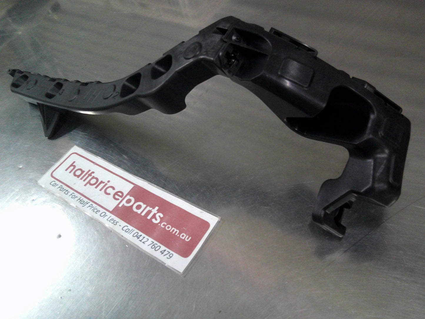 Holden JG/JH Cruse Wagon Genuine Left Hand Rear Bumper Bracket New Part