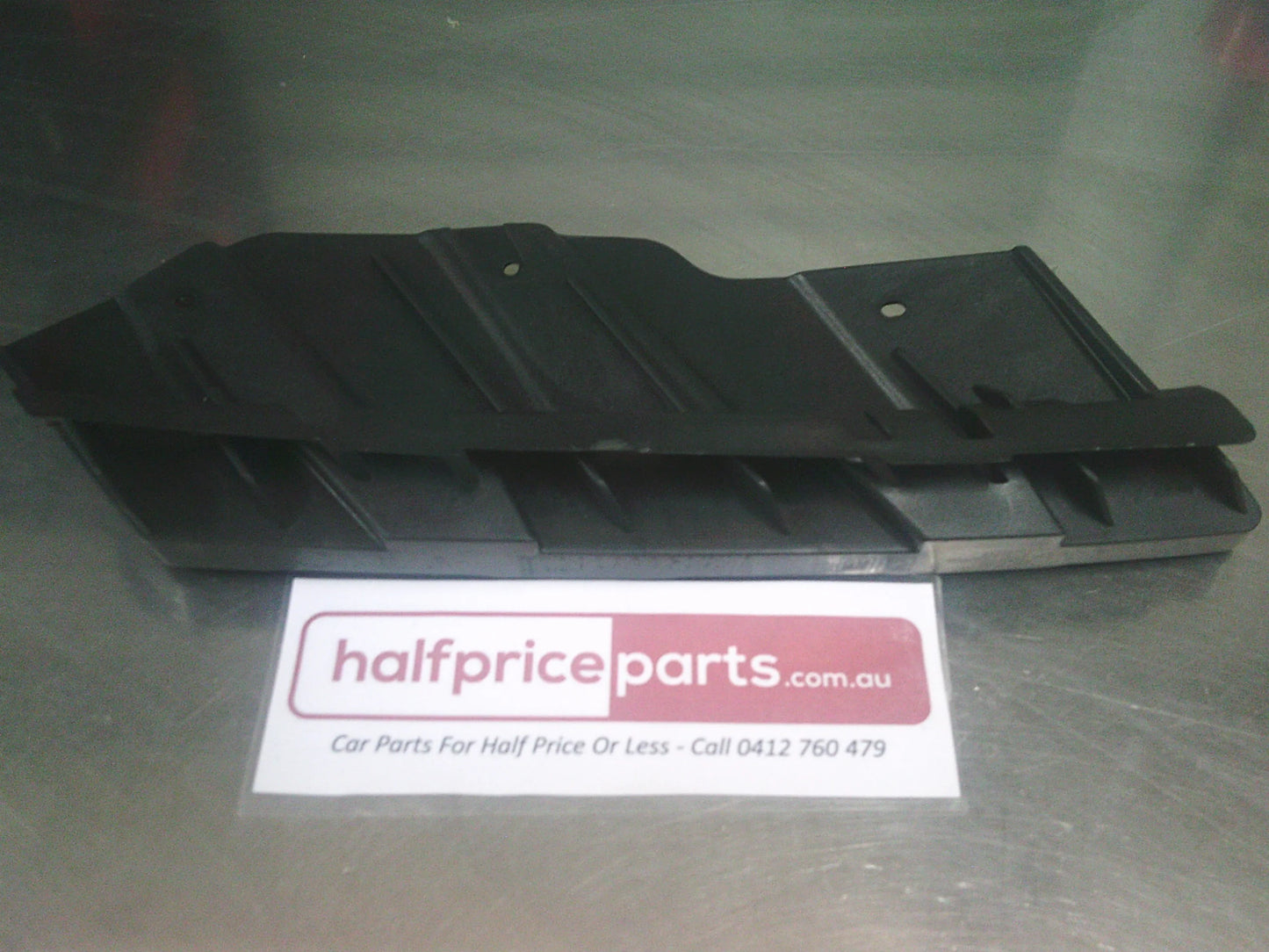 Holden Trax Genuine Right Hand Front Headlight Bracket New Part