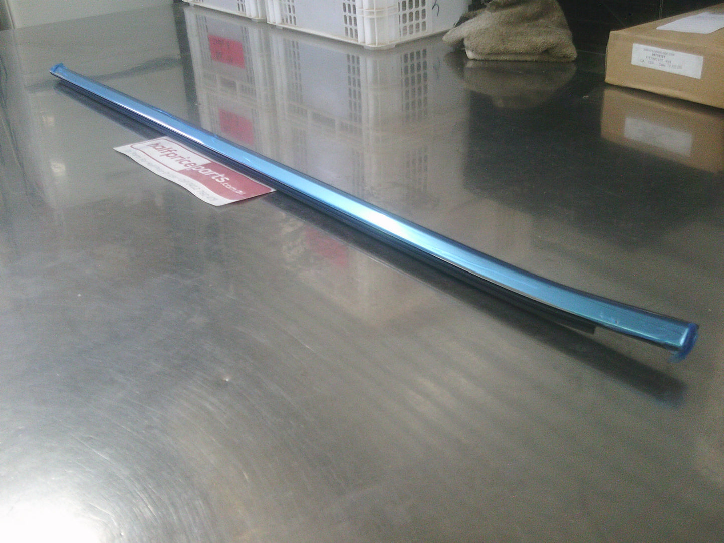 Holden Equinox Genuine Right Hand Front Outer Door Belt Mould New Part