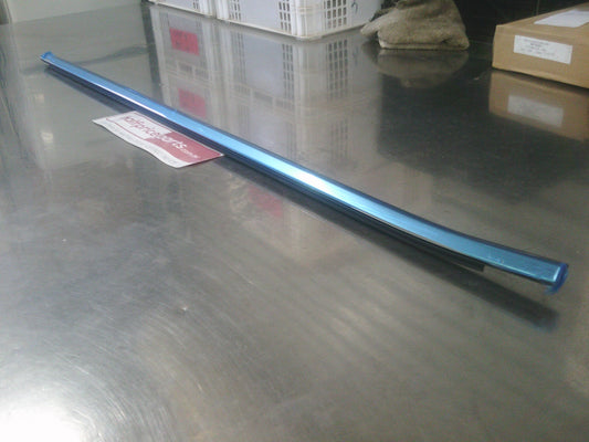 Holden Equinox Genuine Right Hand Front Outer Door Belt Mould New Part