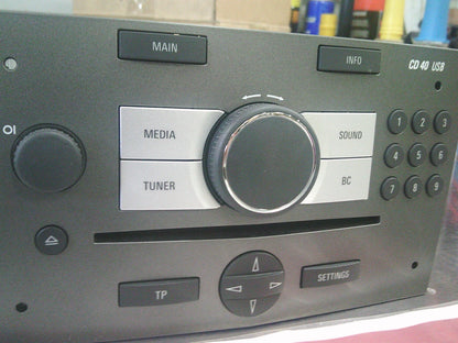 Holden CG Captiva Genuine Dash Radio Control Head Unit CD 6 Stacker New Part