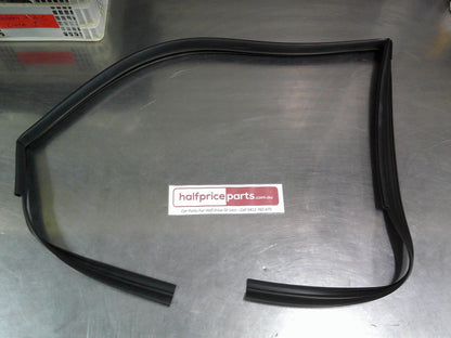 Holden CG Captiva Genuine Right Hand Front Upper Door Window Weather Strip New Part