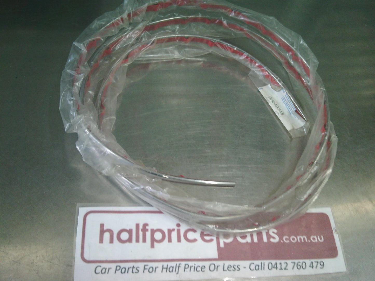 Holden VT/VX/VY/VZ Commodore Genuine Front Bumper Chrome Strip (Moulding) New Part