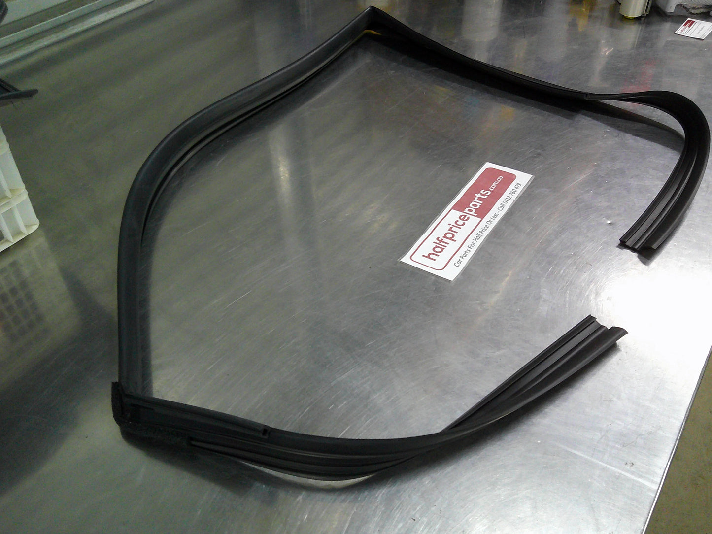 Holden CG Captiva Genuine Right Hand Front Upper Door Window Weather Strip New Part