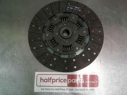 Isuzu SBR Series 12/Mitsubishi Fuso Genuine Clutch Kit With Bearing New Part