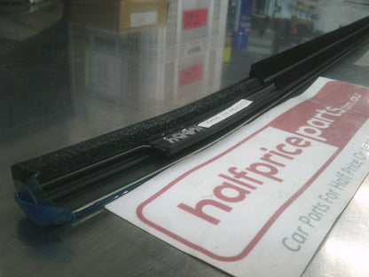 Holden Equinox Genuine Right Hand Front Outer Door Belt Mould New Part