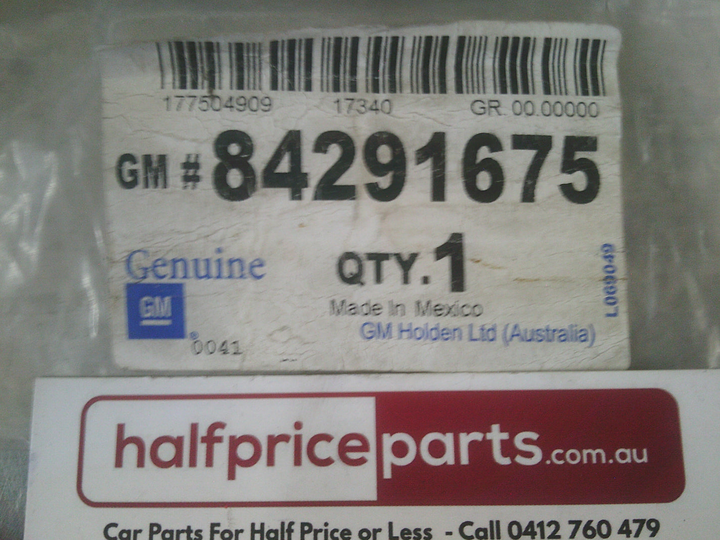 Holden Equinox Genuine Right Hand Front Outer Door Belt Mould New Part