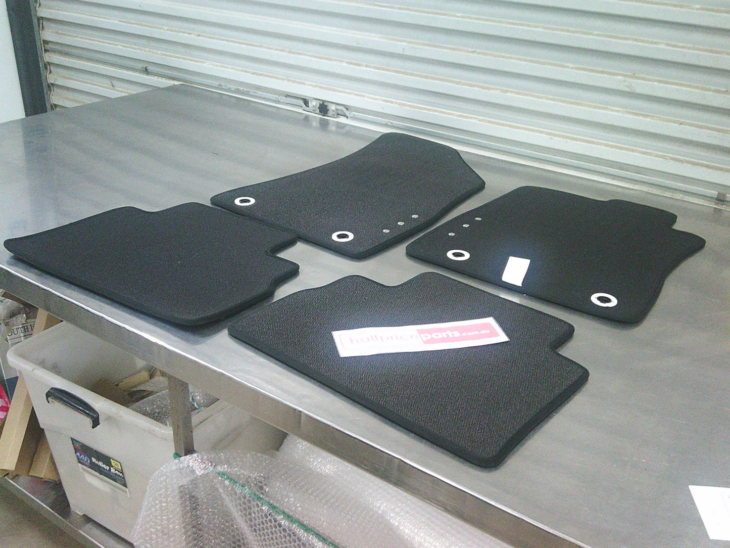 MG ZS EV Genuine Carpet Floor Mat Set Of 4 ( Black) New Part
