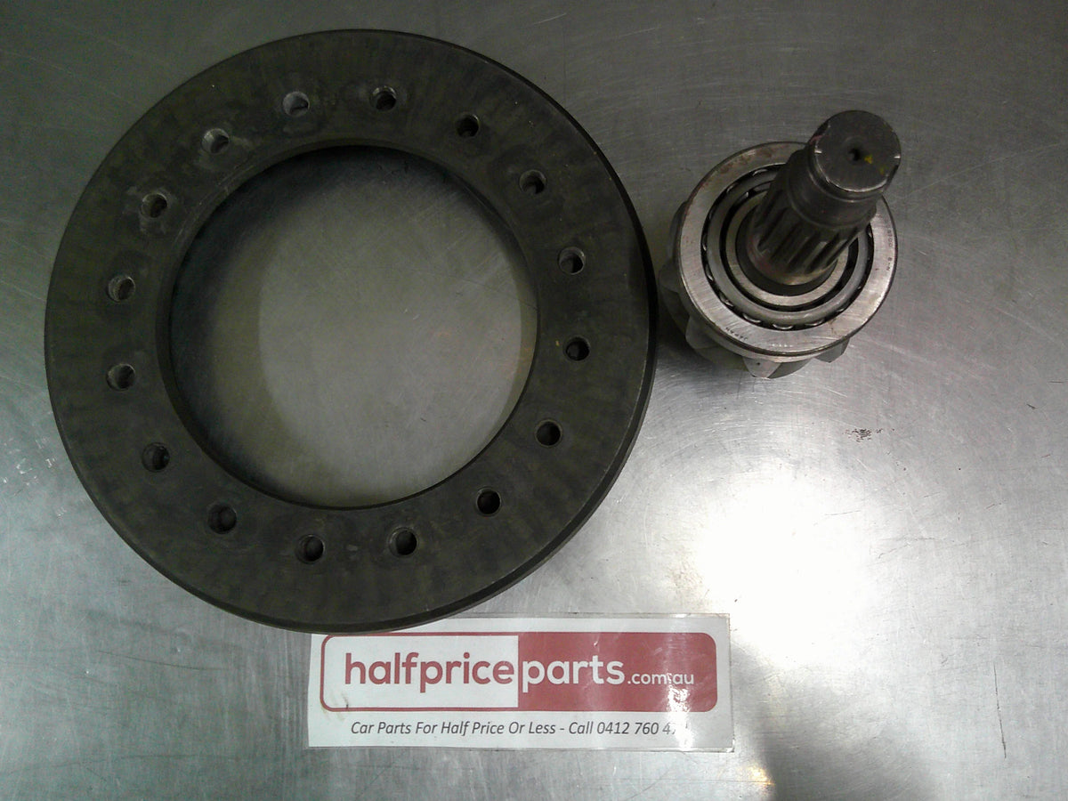 Isuzu FRR Truck Genuine Rear Final Drive Gear Set New Part