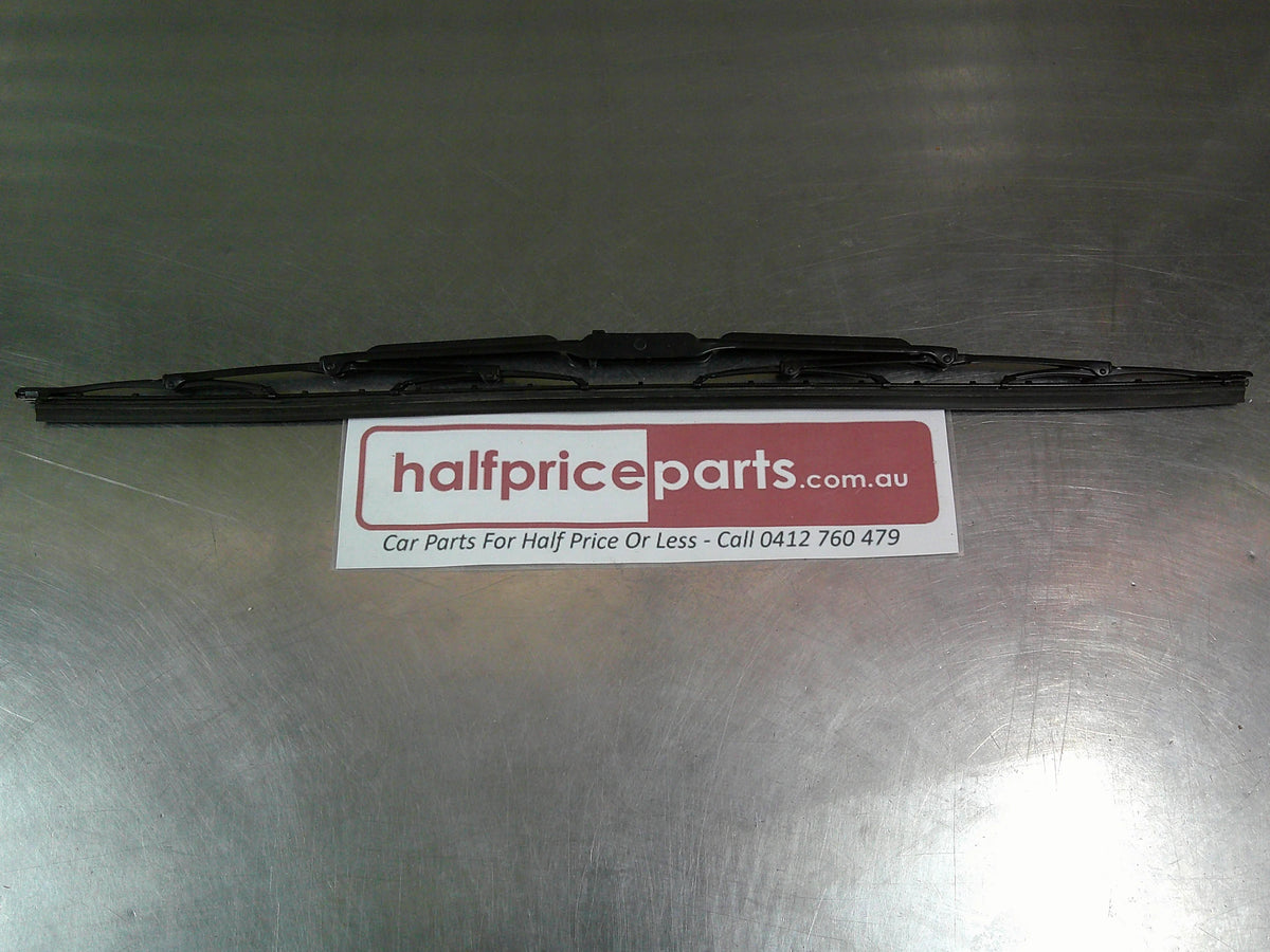 Toyota Camry Genuine Right Hand Front Blade Wiper Head Assembly New Part
