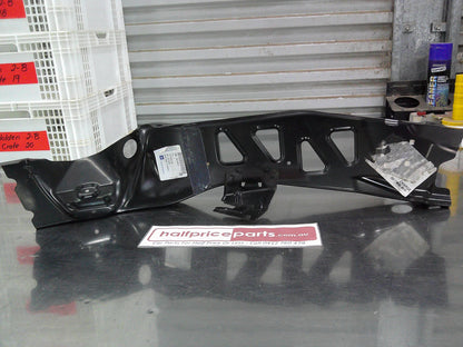 Holden ZB Commodore Sports Back Genuine Right Hand Rear Side Quarter Panel Inner Guard Extension New Part