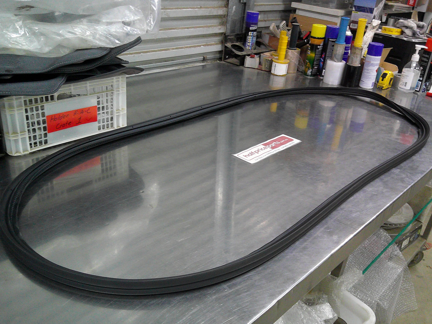 Holden Trax Genuine Rear Tail Gate Weather Strip On Body New Part