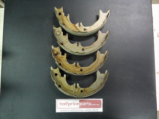 Bonded Brake Shoes Suits Toyota 80/70 Series Landcruiser/ 90/120 Series Prado New Part