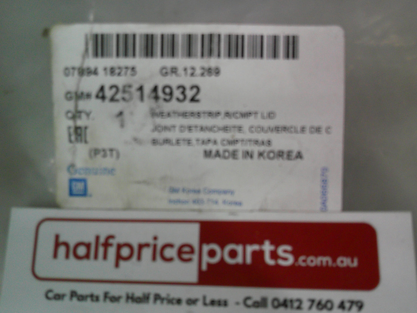 Holden Trax Genuine Rear Tail Gate Weather Strip On Body New Part