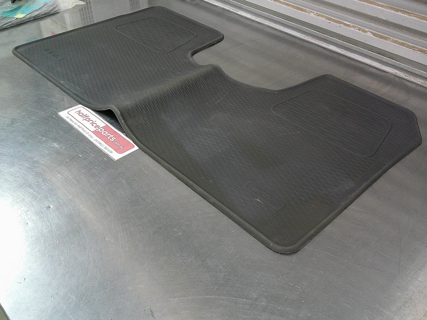 Renualt Trafic II Genuine Front Mat 1 Piece Rubber Floor Mat New Part