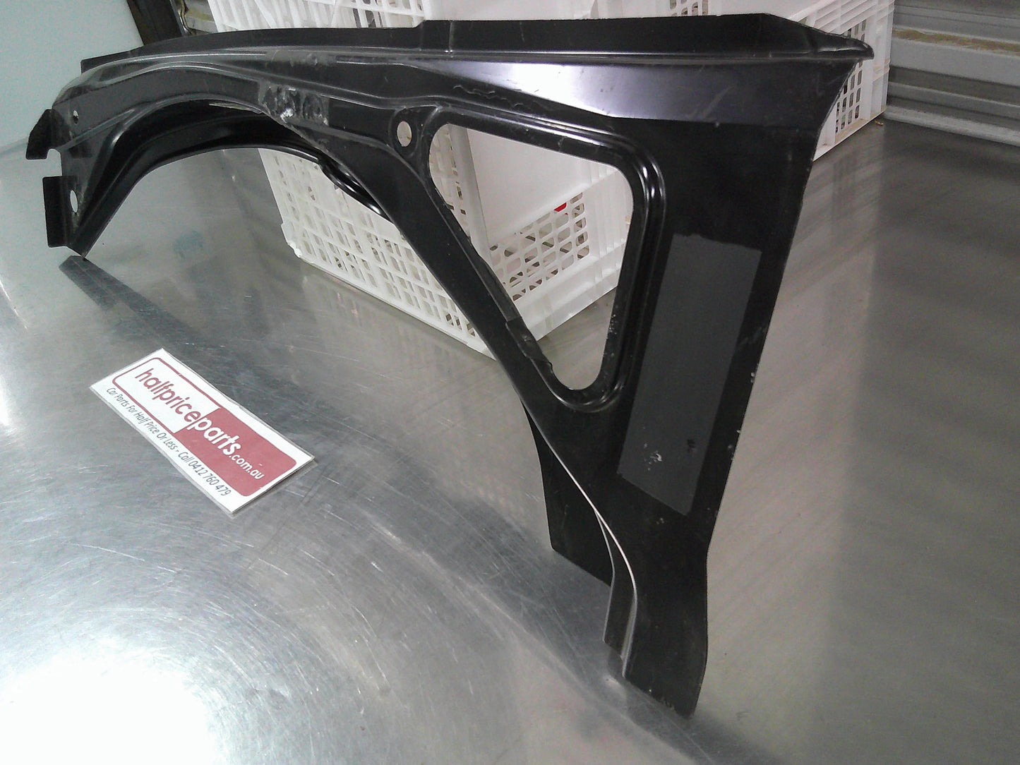 Holden VT/VX/VY/VZ Commodore Genuine Left Hand Front Inner Wheelhouse Brace New Part