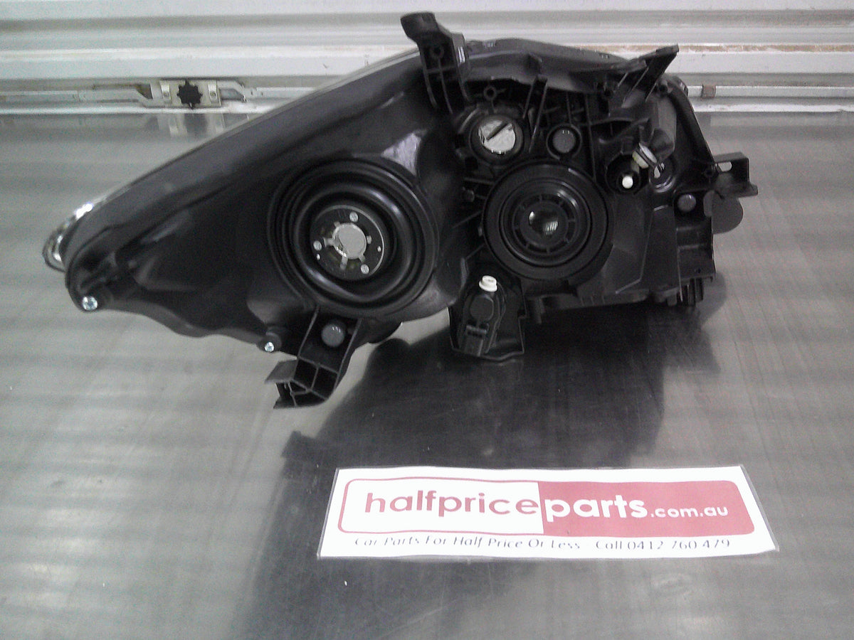 Toyota Corolla Hatch Back Left Hand Front Halogen Head Light New Part