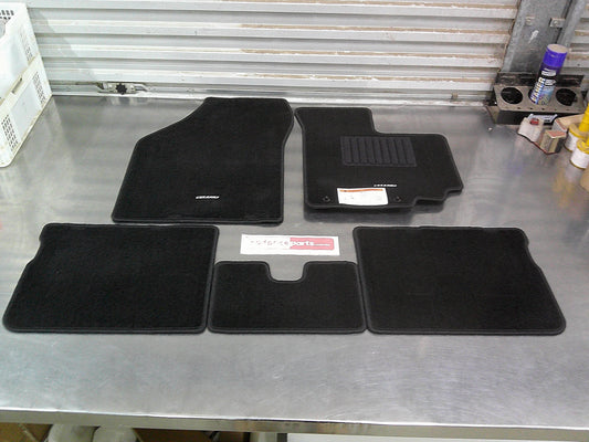 Suzuki Celerio Genuine Front And Rear Carpet Mat Set Of 5 Mats Black New Part