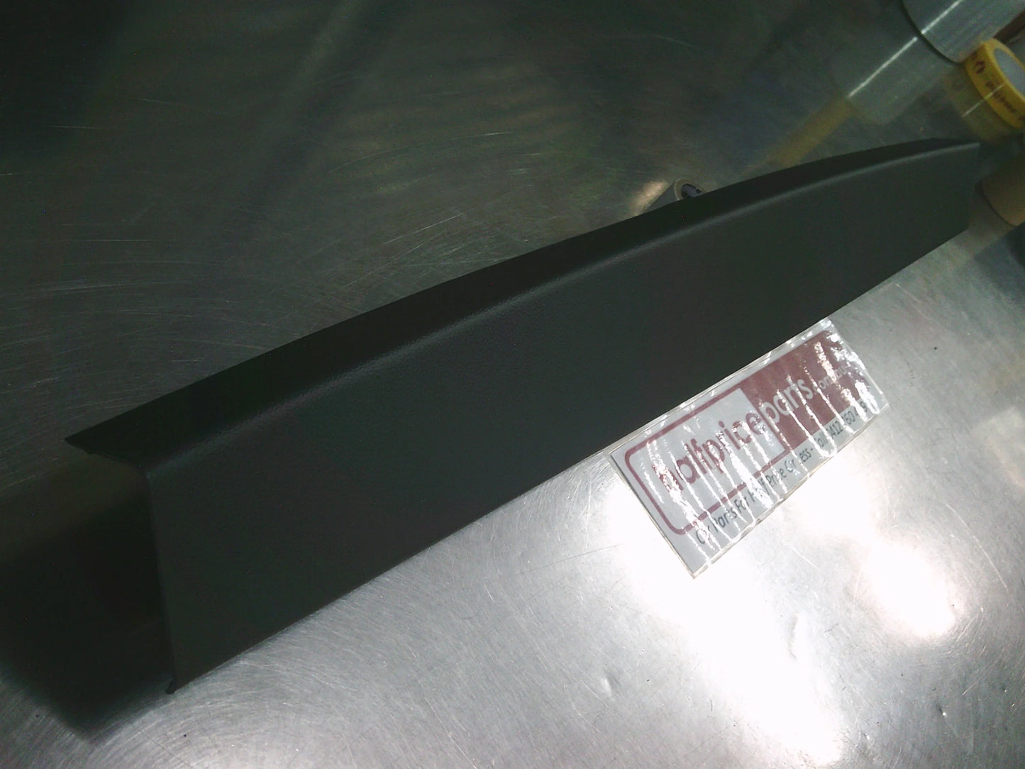 Holden CG Captiva Genuine Upper Tail Gate Trim Panel New Part