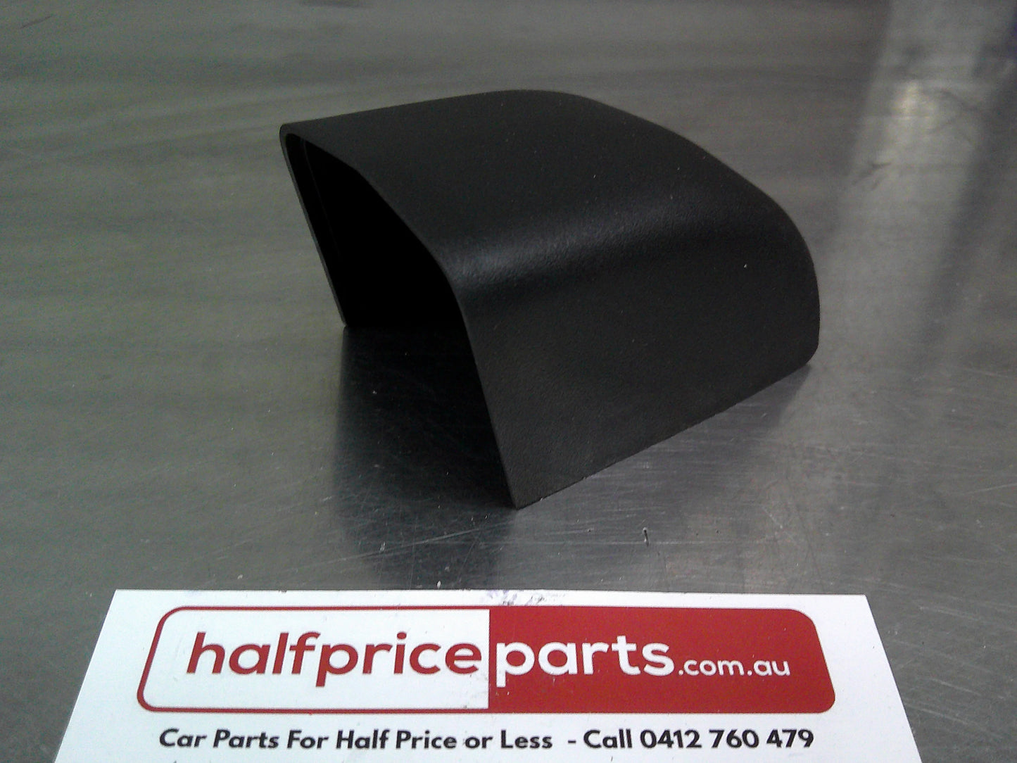 Holden CG Captiva Genuine Rear View Mirror Mounting Cover Plate New Part