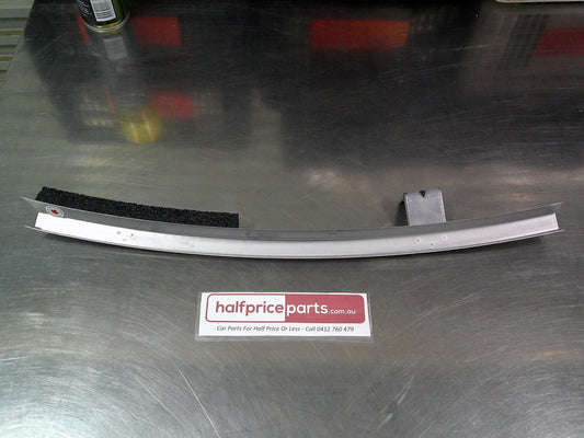 Holden VF Commodore SS/WN Caprice Genuine Left Hand Front Door Channel Guide New Part