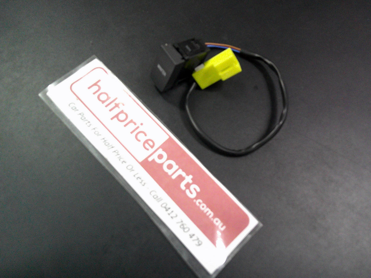 Holden CG Captiva Genuine Automatic Winter Mode Switch New Part