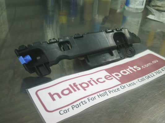 Holden JH Cruze Genuine Right Hand Front Bumper Retainer Bracket New Part