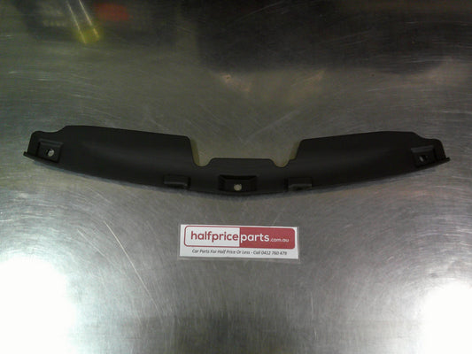 Holden CG Captiva Genuine Radiator Air Guide New Part
