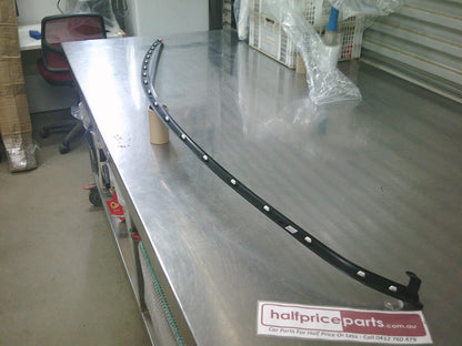Holden Captiva Genuine Right Hand Reveal Moulding - New Part