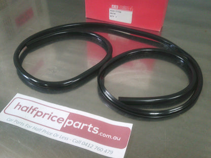Holden Camira JB/JD/JE Genuine Windscreen Moulding New Part