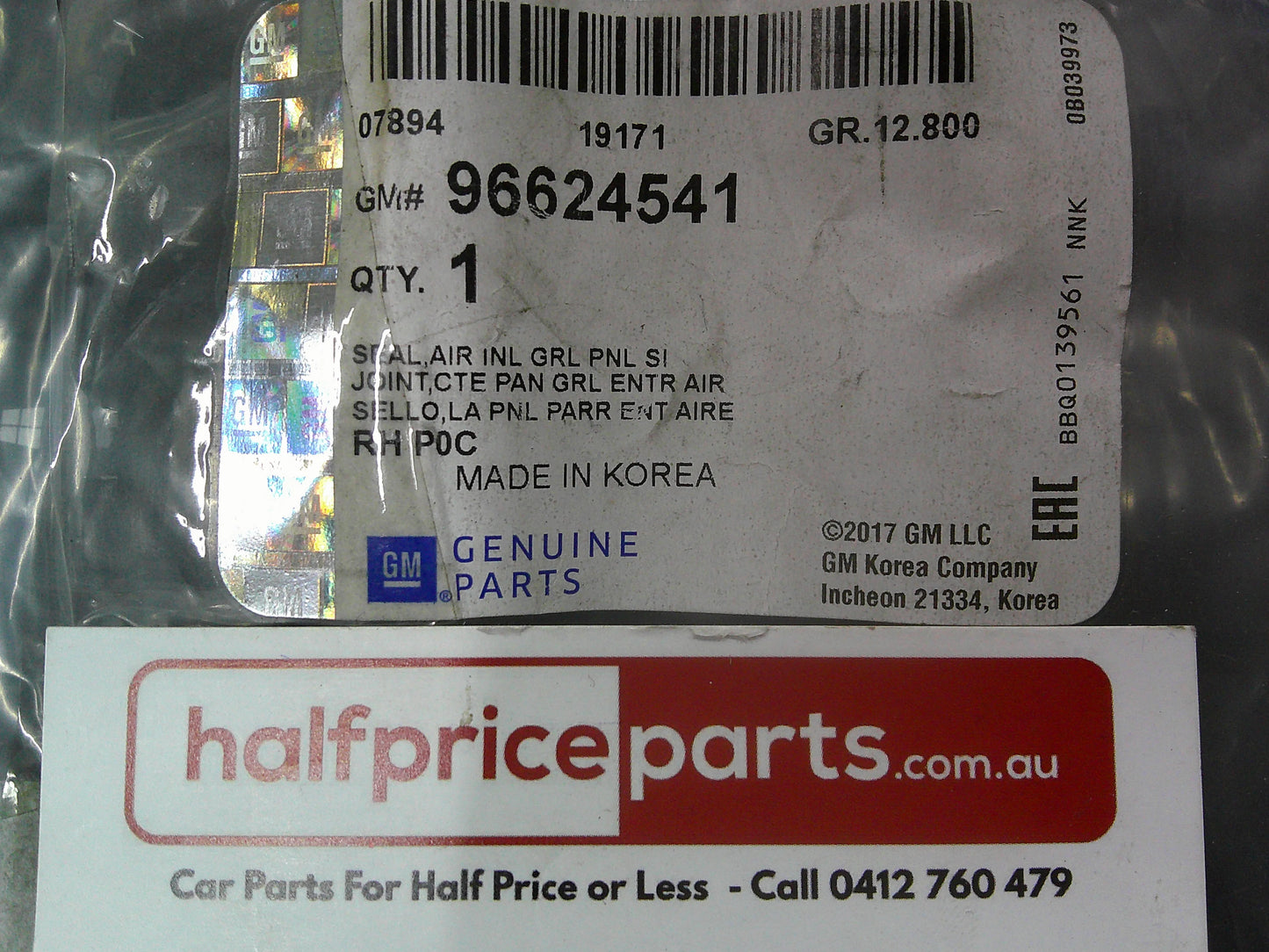 Holden Captiva Sport Genuine Right Hand Front Rubber Cowl Grille Side Seal New Part