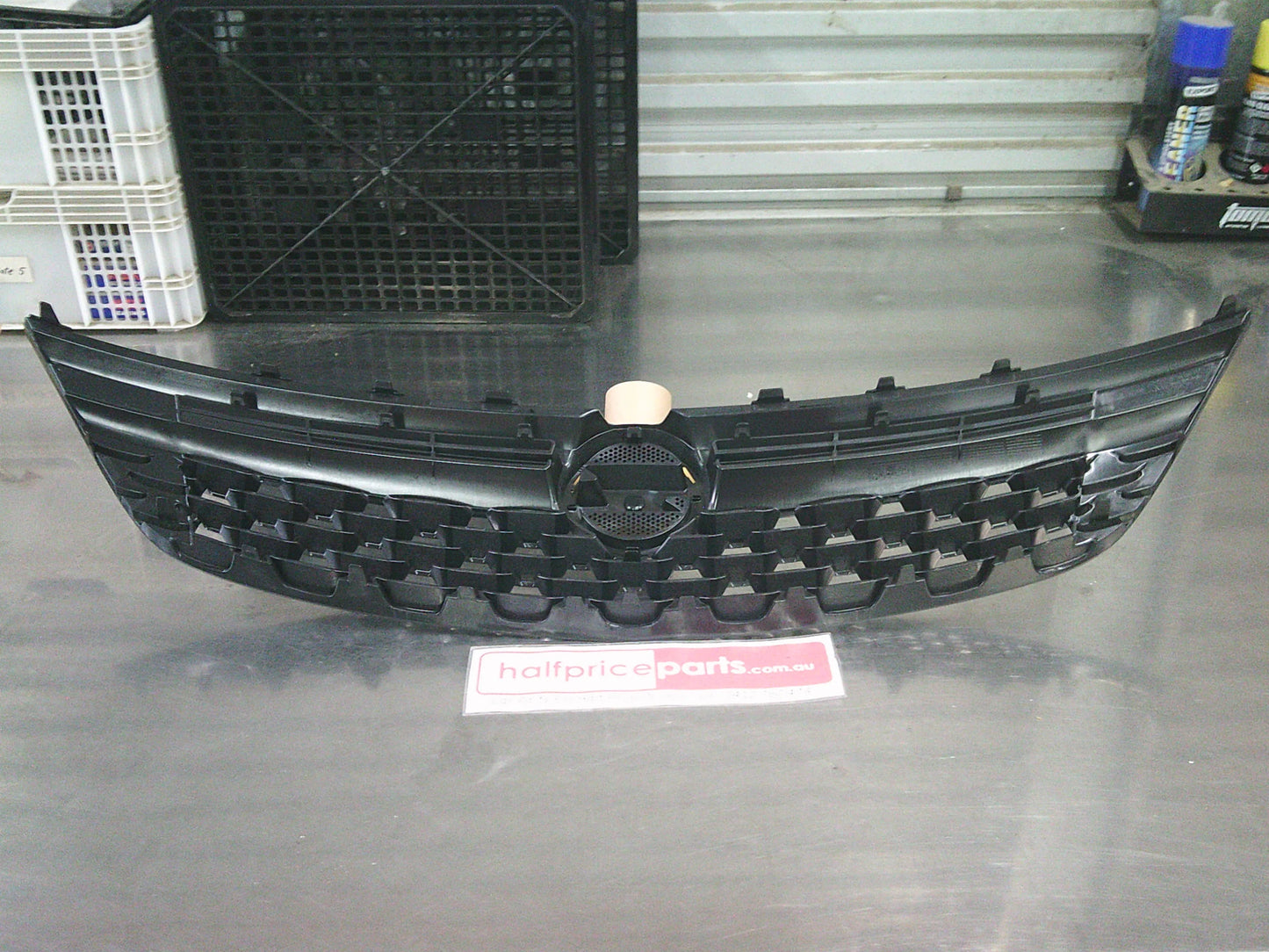 Holden Astra K B16 1.4Ltr Turbo Genuine Front Grille Assembly New Part