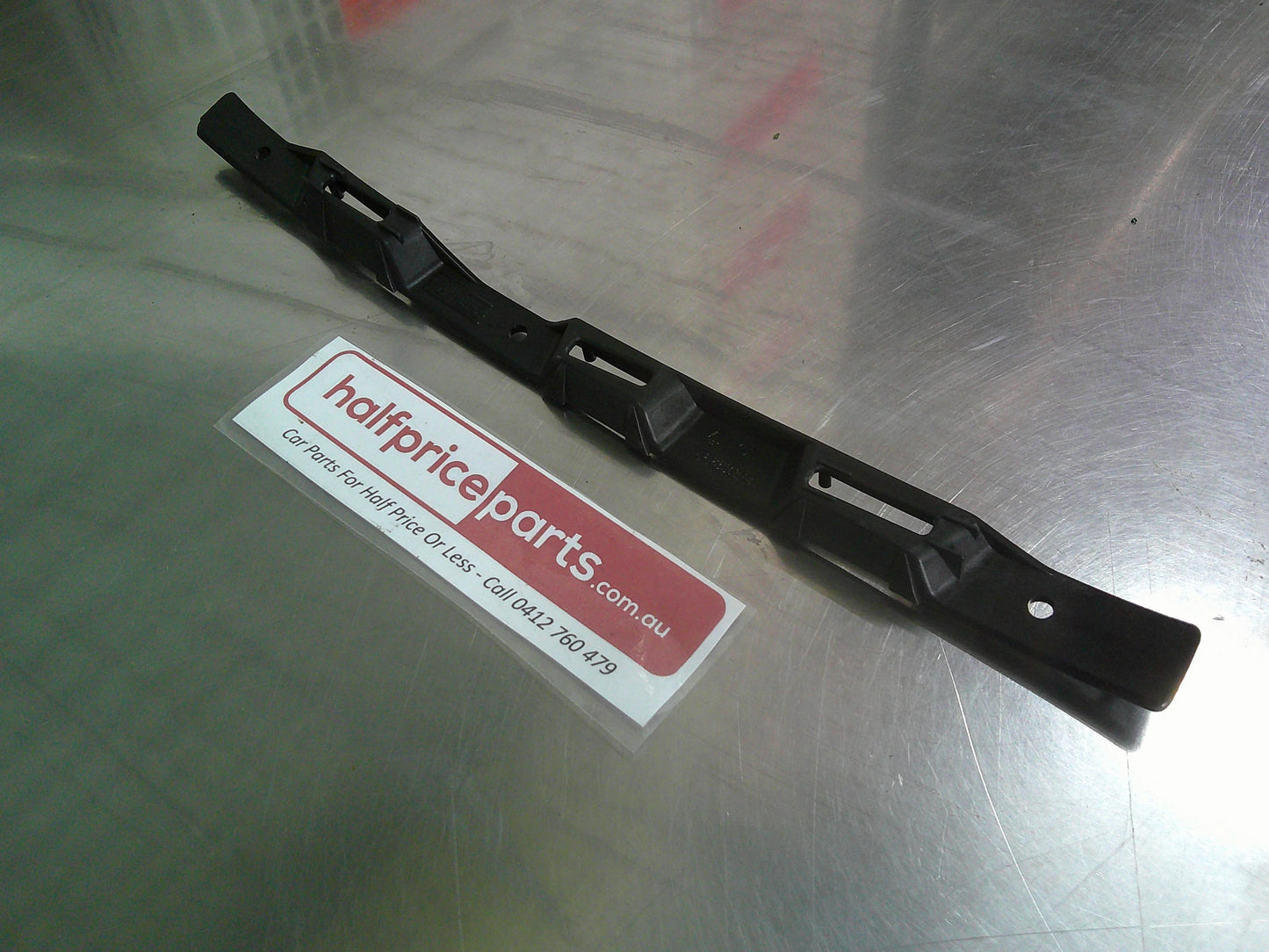 Holden VE Commodore Ute Left Hand Rear Black Window Mould Bracket New Part