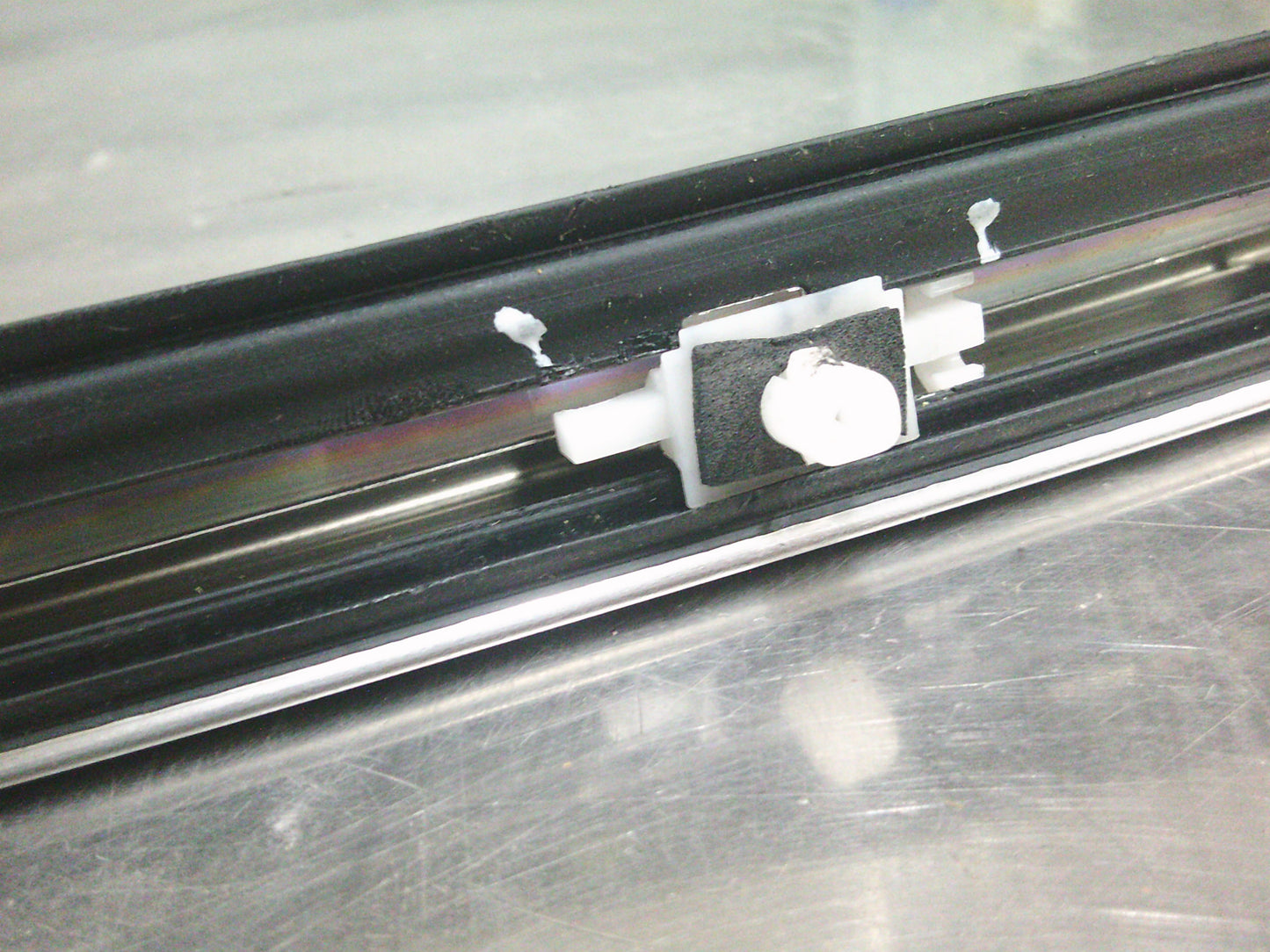 Holden VF-WN Genuine Left And Right Chrome Side Roof Mouldings - New Part