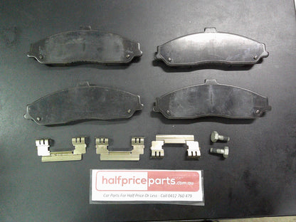 Holden VZ/SS/SSV Commodore/Genuine Front Brake Pad Set New Part