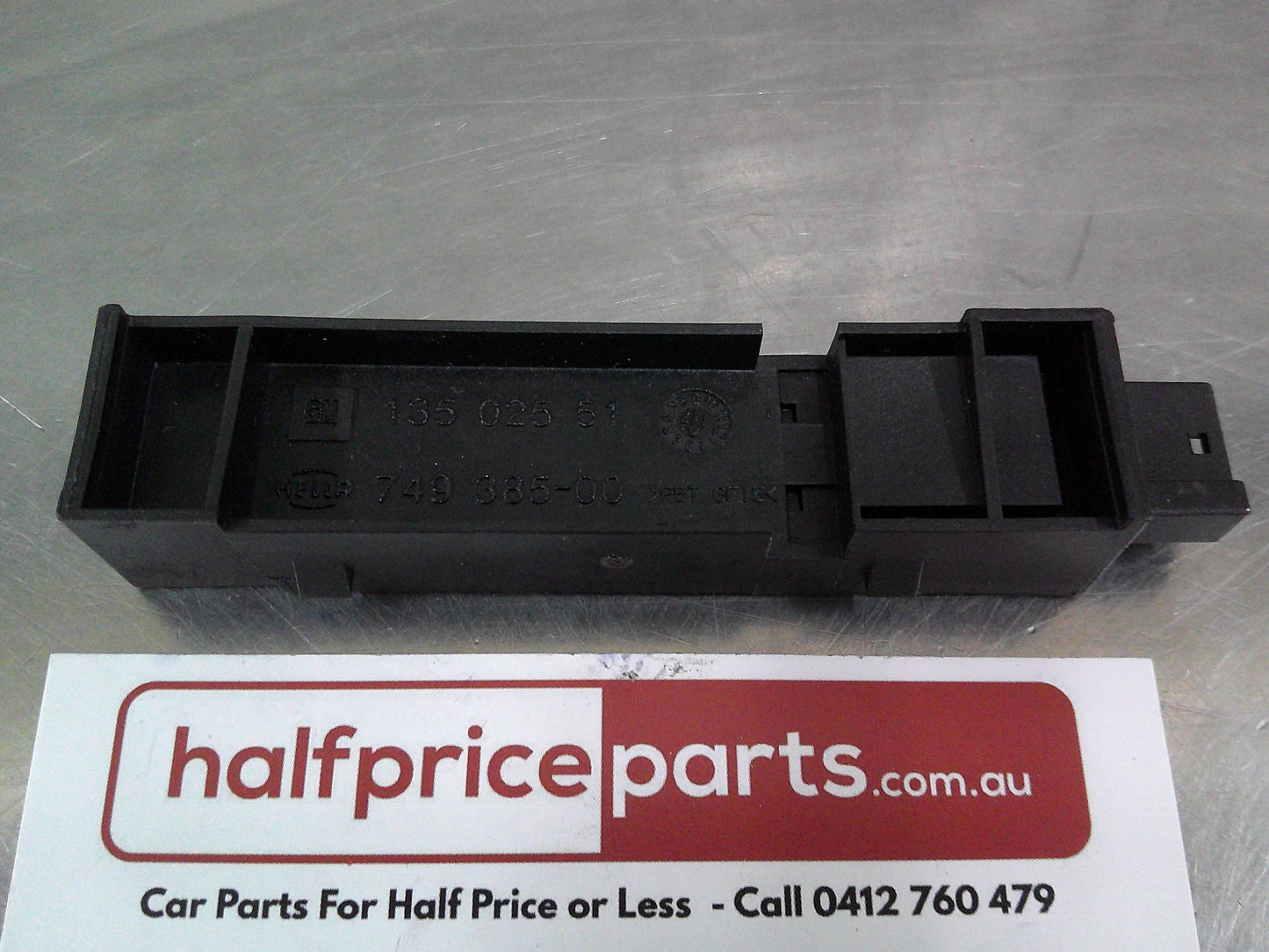 Holden VF Commodore Genuine Ketless Entry Antenna  New Part