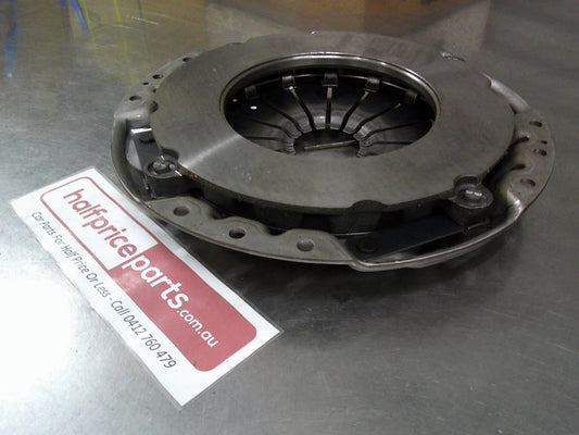 Isuzu NPR66 Genuine Clutch Pressure Plate New Part