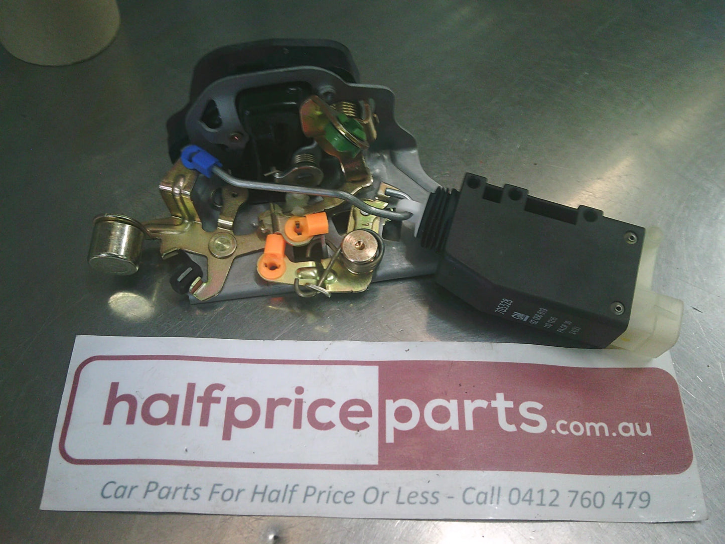 Holden VT/VX/VY/VZ Commodore Genuine Left Hand Rear Door Lock And Actuator Assembly New Part